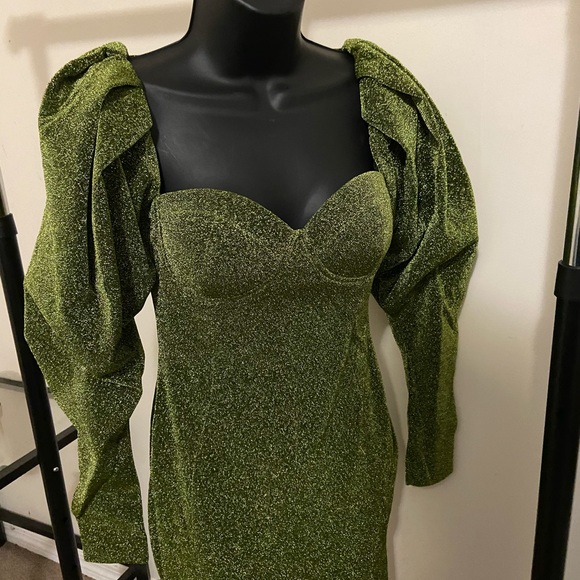 Green Puff Shoulder Dress - Picture 1 of 6